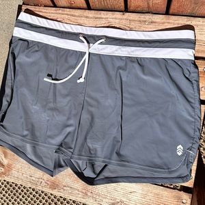 XXL woman’s swim shorts